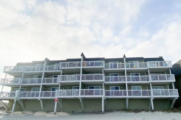 2120 Surfrider Court, Kure Beach